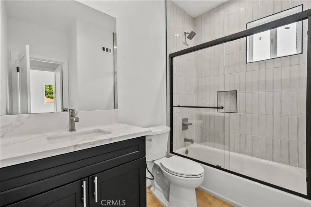 326 Leslie Way Highland Park, CA 90042