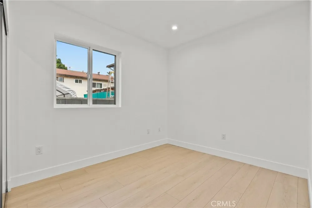 326 Leslie Way Highland Park, CA 90042