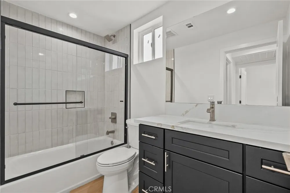 326 Leslie Way Highland Park, CA 90042