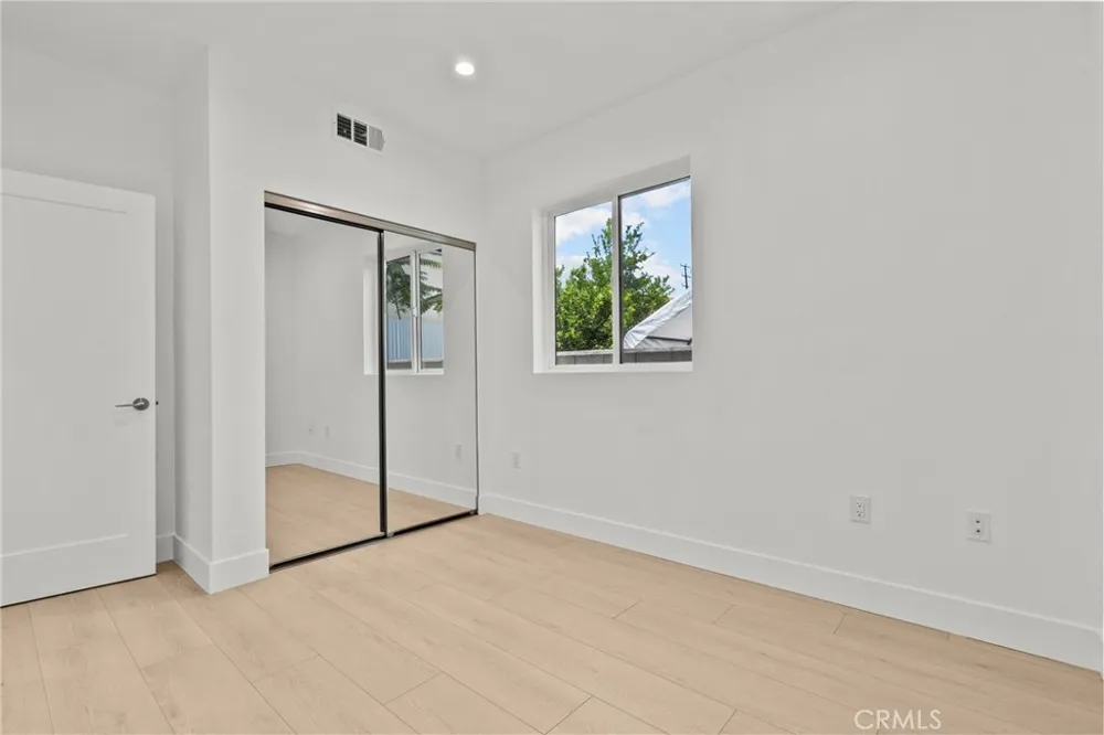 326 Leslie Way Highland Park, CA 90042