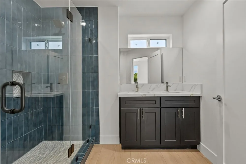 322 Leslie Way Highland Park, CA 90042