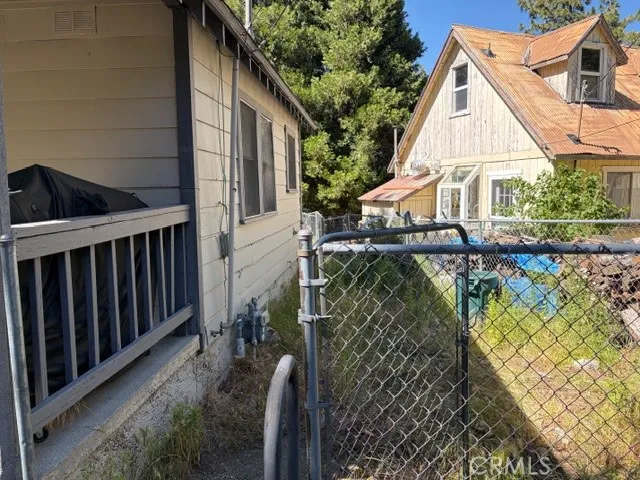 22228 Forest Cedarpines Park, CA 92322