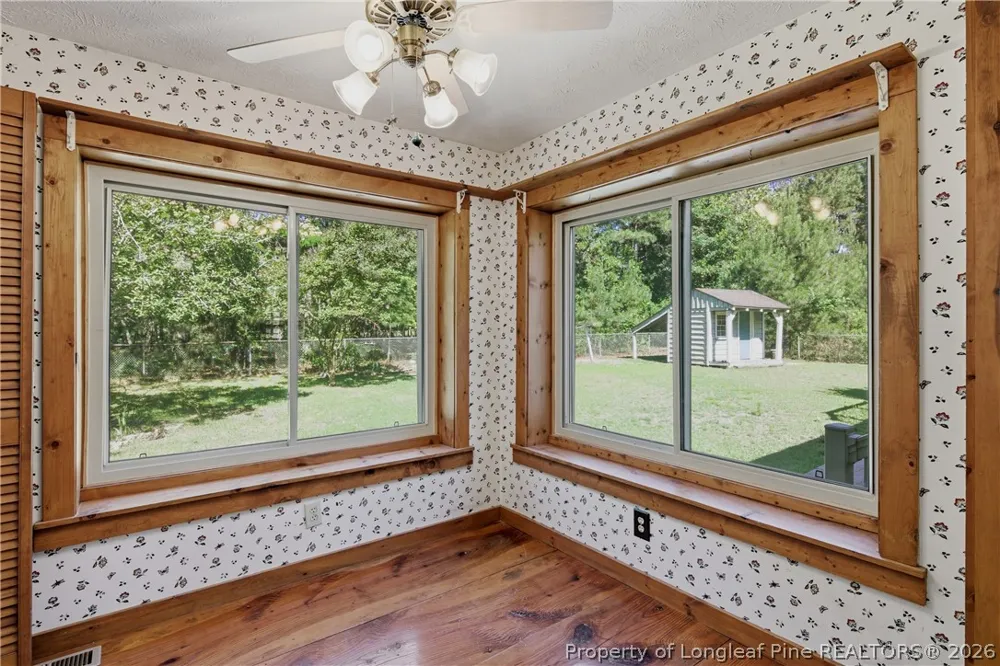 5314 Ole Cypress Springs Road Hope Mills, NC 28348
