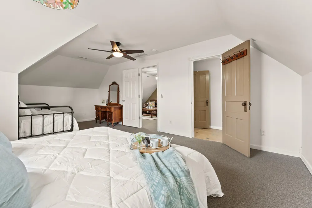 424 Huron Street South Haven City, MI 49090