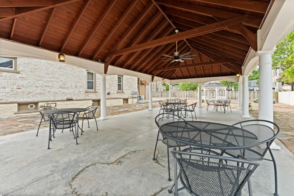 424 Huron Street South Haven City, MI 49090