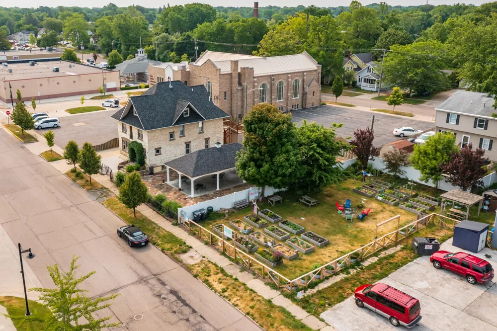 424 Huron Street South Haven City, MI 49090