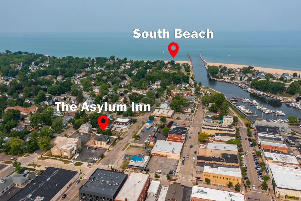 424 Huron Street South Haven City, MI 49090