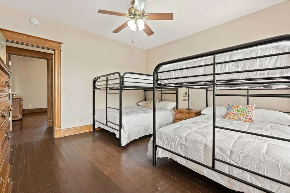 424 Huron Street South Haven City, MI 49090