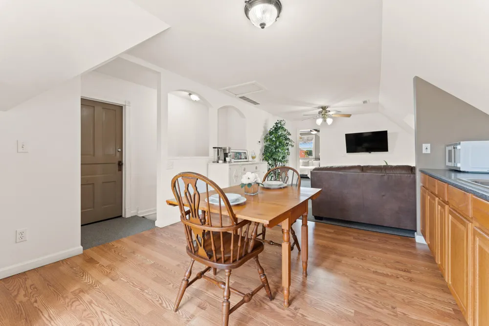 424 Huron Street South Haven City, MI 49090