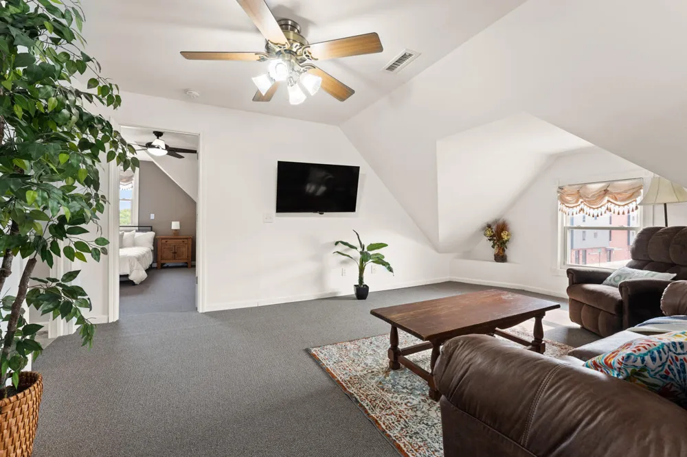 424 Huron Street South Haven City, MI 49090