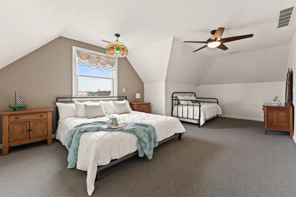 424 Huron Street South Haven City, MI 49090