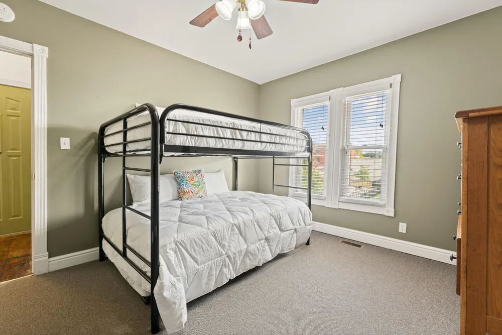 424 Huron Street South Haven City, MI 49090