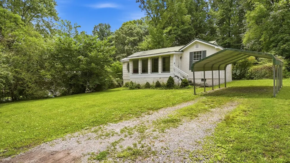 415 Hickory Street Rossville, GA 30741