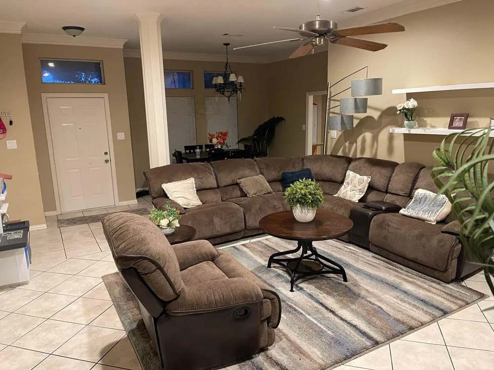 747 E 6th Street Krum, TX 76249