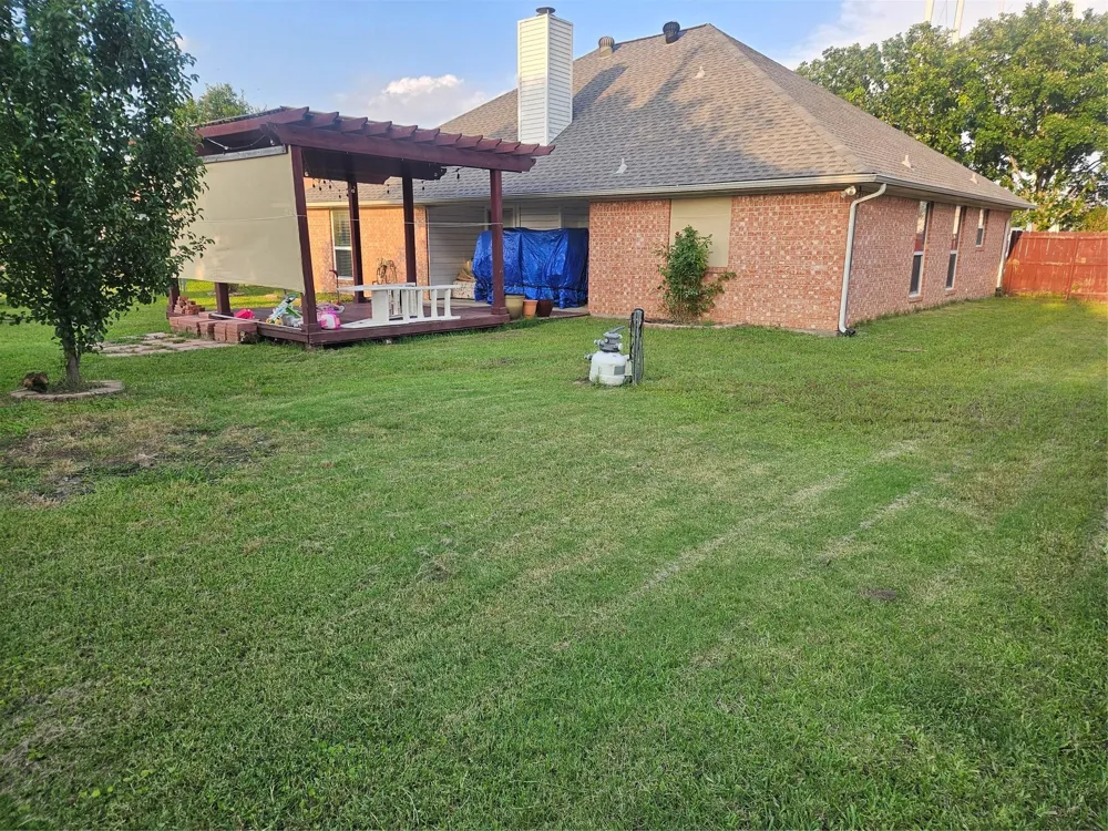 747 E 6th Street Krum, TX 76249