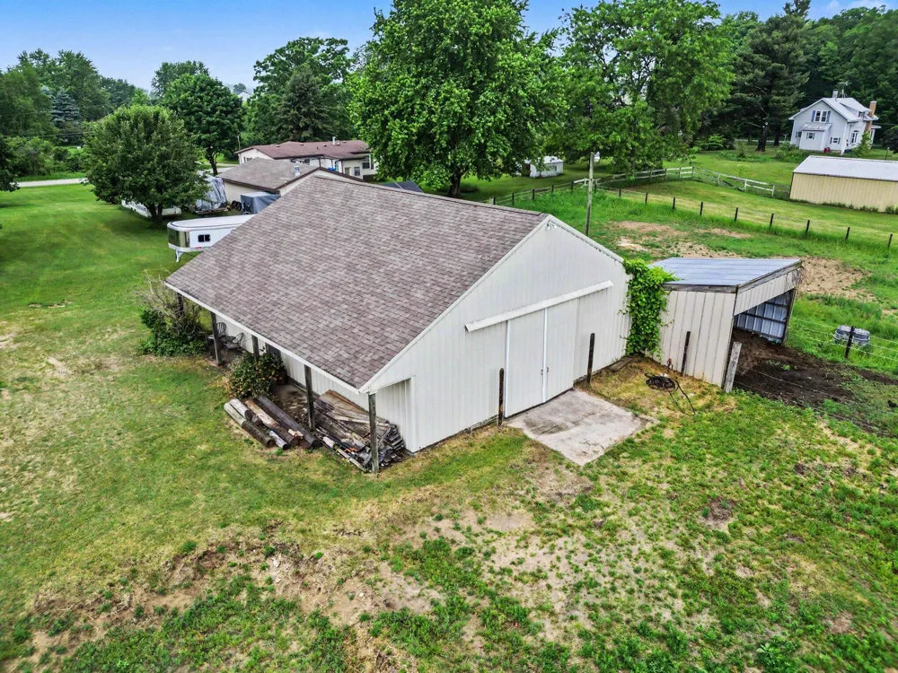 15530 Snauble Avenue NE Cedar Springs, MI 49319