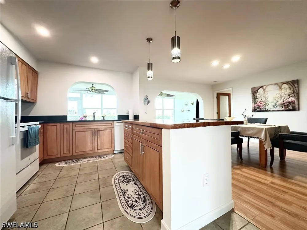 Boca Ciega Drive #E7 Naples, FL 34112