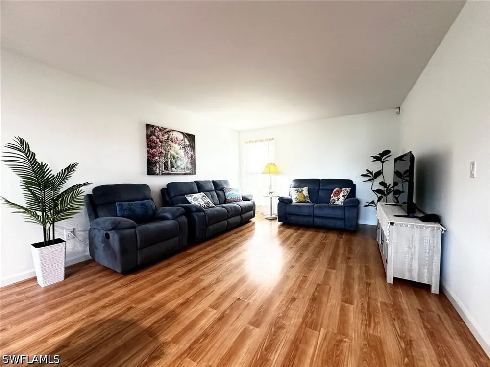 Boca Ciega Drive #E7 Naples, FL 34112