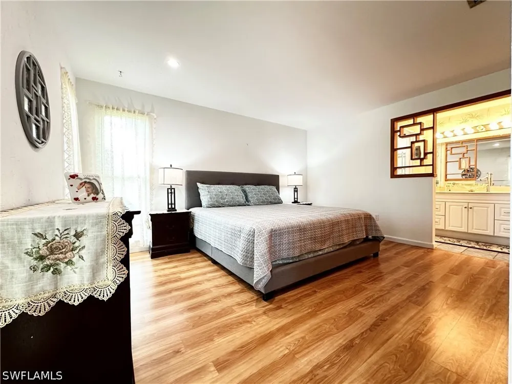 Boca Ciega Drive #E7 Naples, FL 34112