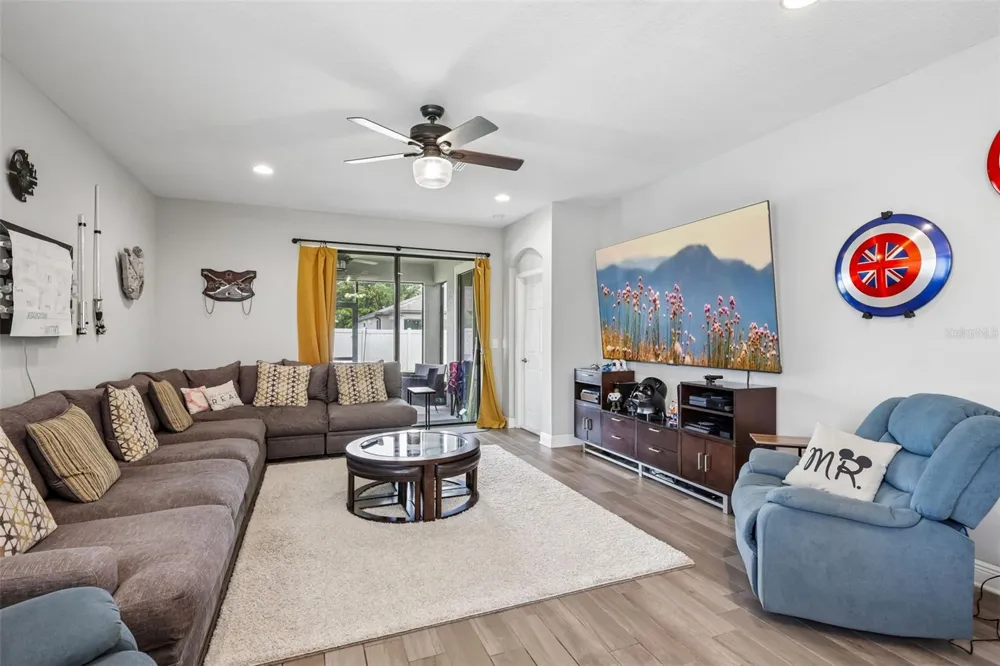 8210 MALLOW MIRROR LANE Land O Lakes, FL 34637