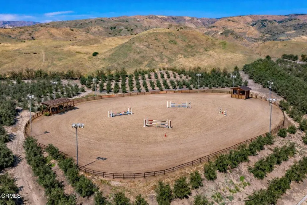 14855 Middle Ranch Road Moorpark, CA 93021