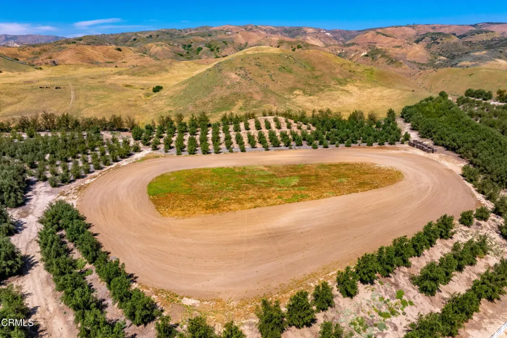 14855 Middle Ranch Road Moorpark, CA 93021
