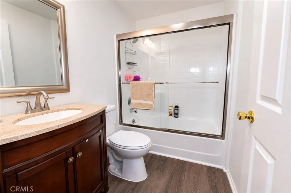 313 E Hyde Park #5 Inglewood, CA 90302