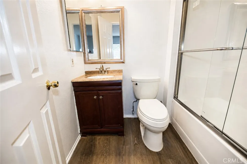 313 E Hyde Park #5 Inglewood, CA 90302
