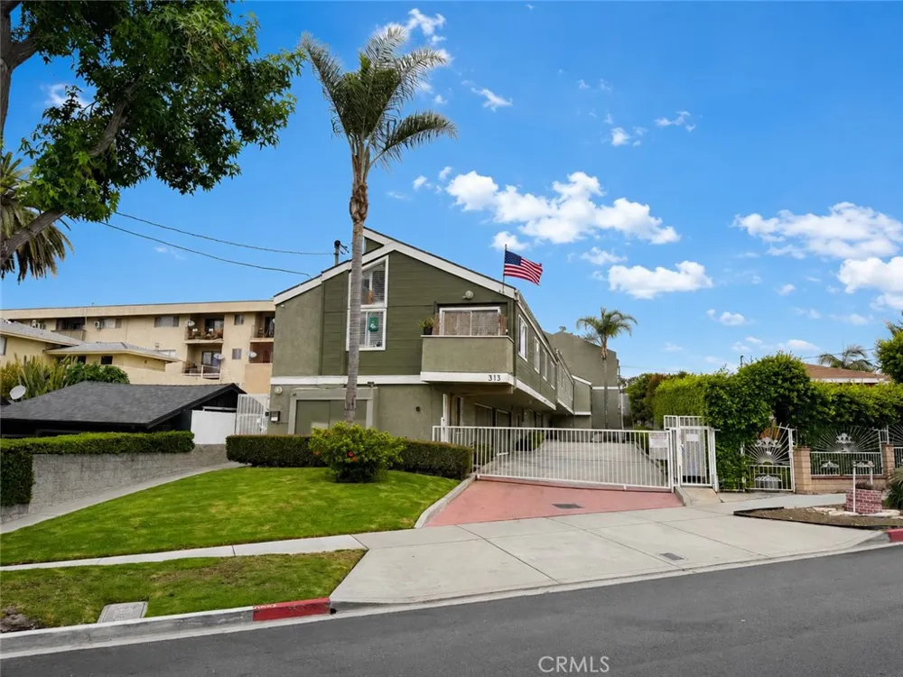 313 E Hyde Park #5 Inglewood, CA 90302