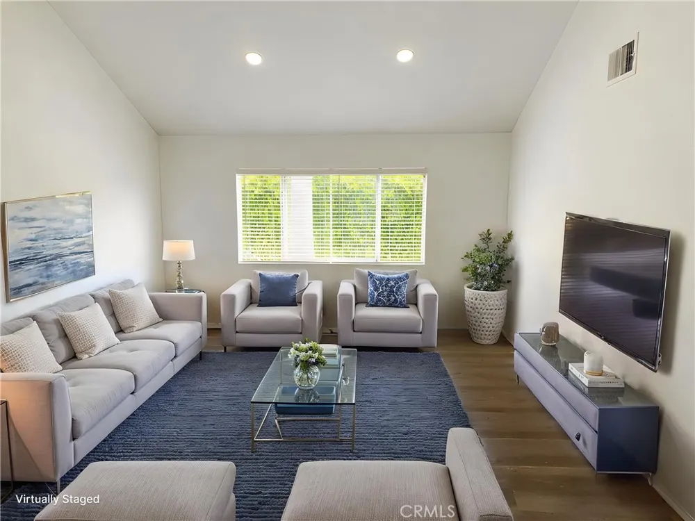 313 E Hyde Park #5 Inglewood, CA 90302