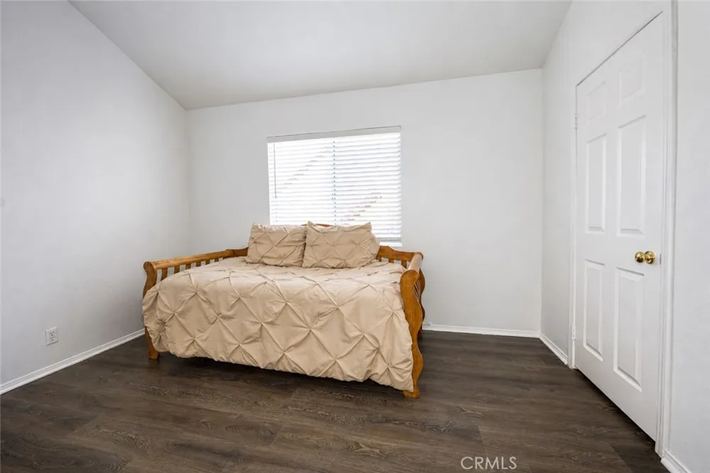 313 E Hyde Park #5 Inglewood, CA 90302