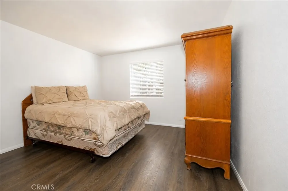 313 E Hyde Park #5 Inglewood, CA 90302