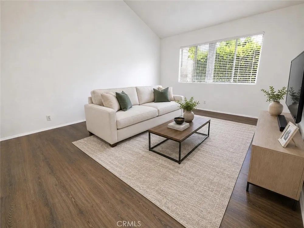 313 E Hyde Park #5 Inglewood, CA 90302