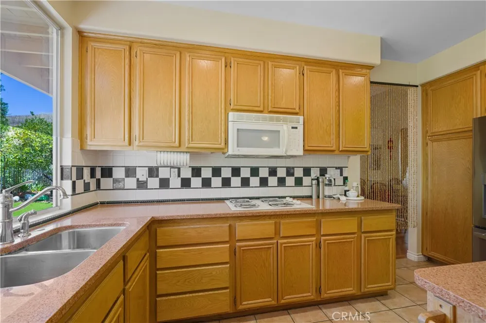 4718 Inverness Court Chino Hills, CA 91709