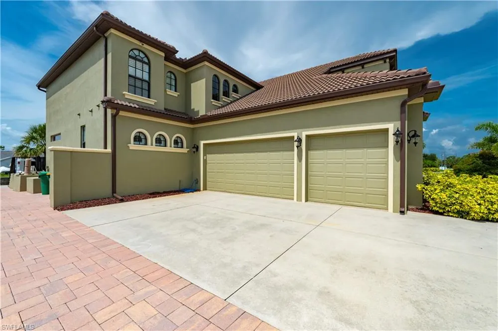 18189 Ohara Drive Port Charlotte, FL 33948