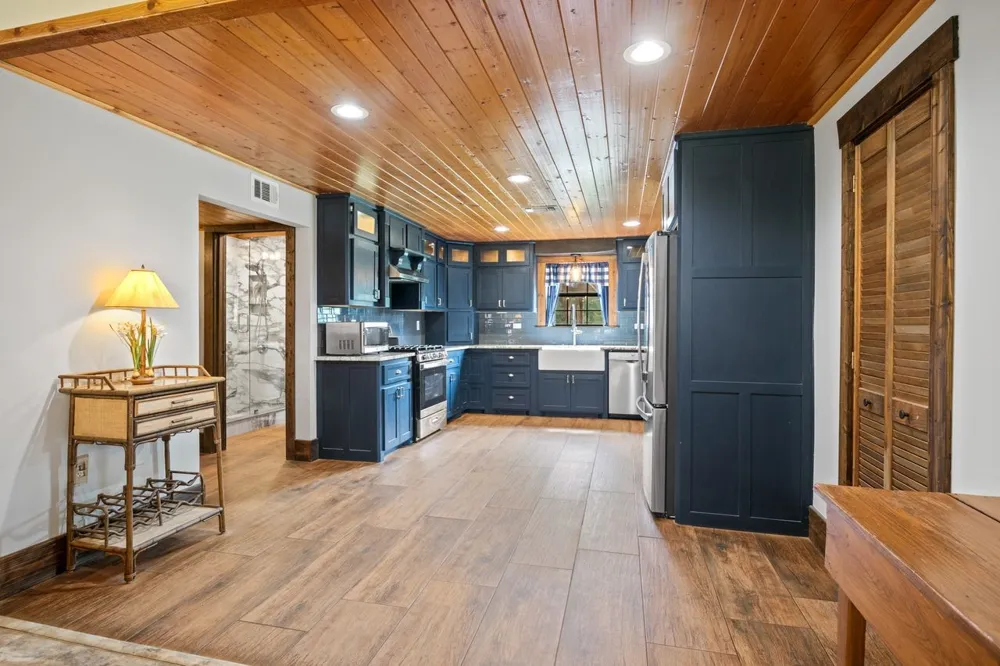 579 FM 2882 Mt Pleasant, TX 75455