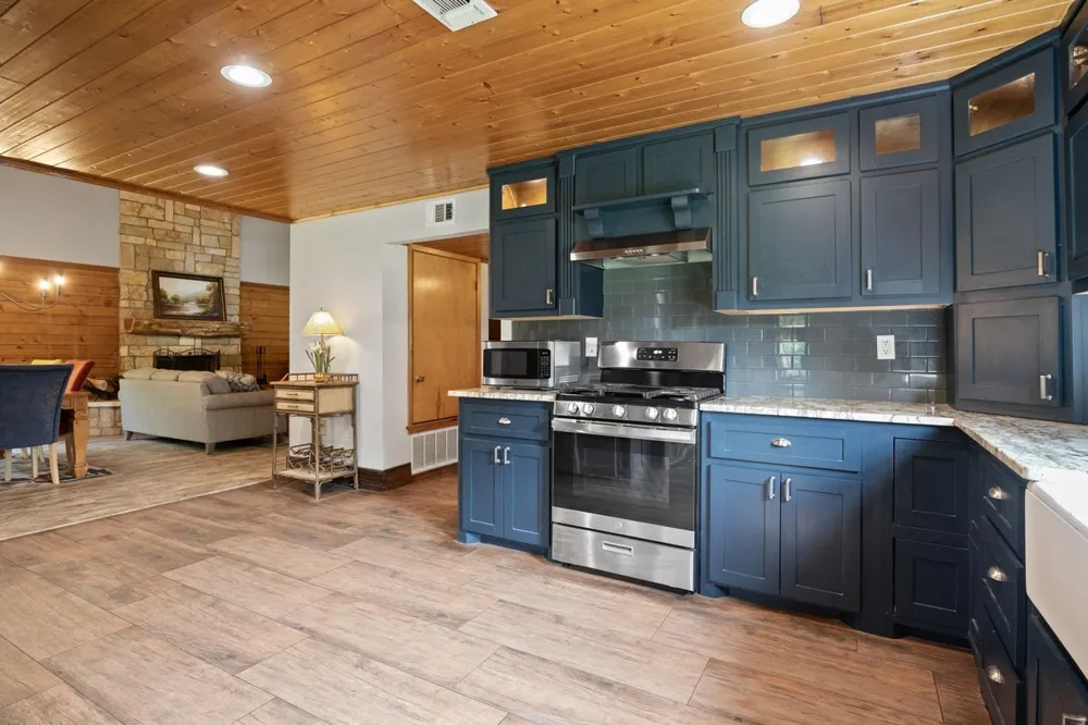 579 FM 2882 Mt Pleasant, TX 75455