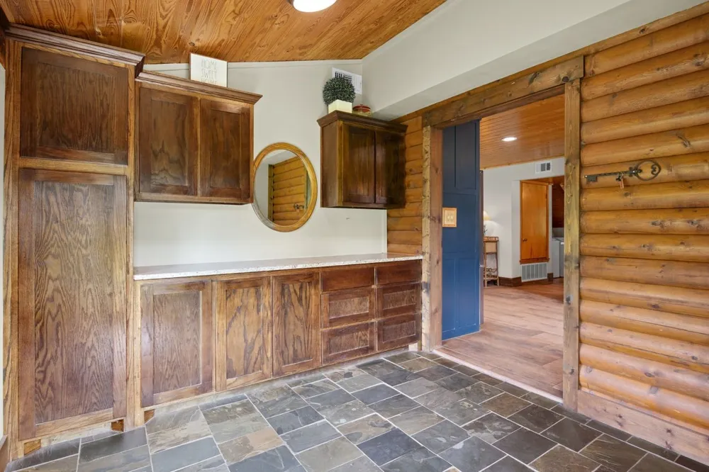 579 FM 2882 Mt Pleasant, TX 75455