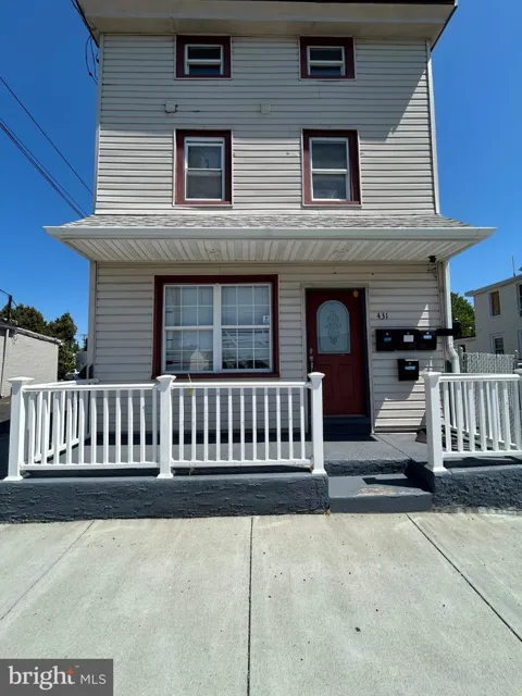 431 RHAWN STREET