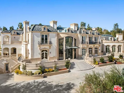901 Alpine Drive