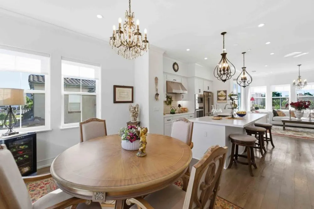 585 Los Castanos Drive Morgan Hill, CA 95037