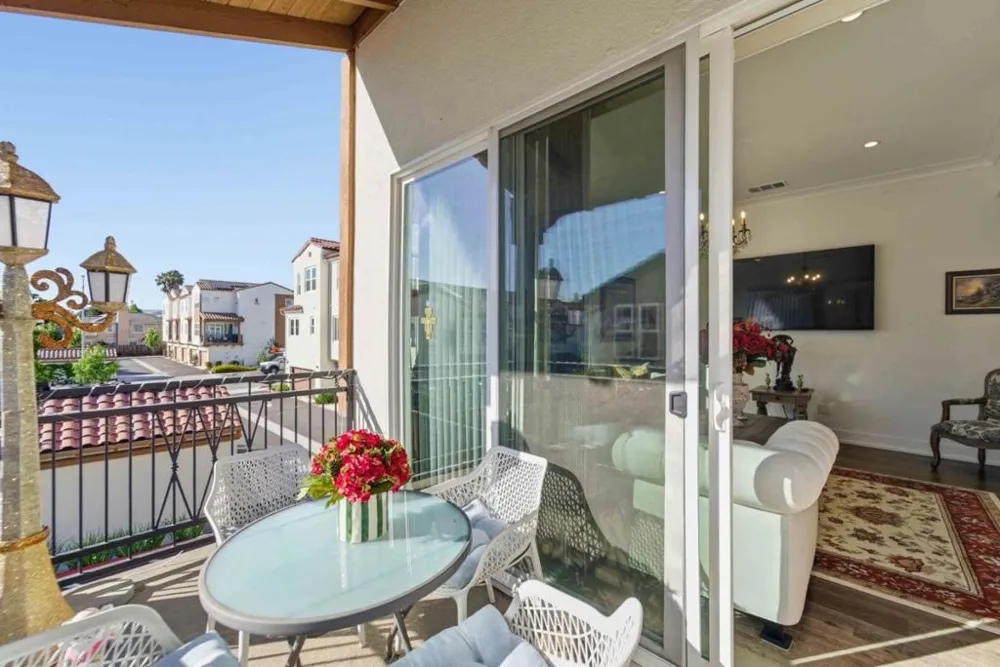 585 Los Castanos Drive Morgan Hill, CA 95037