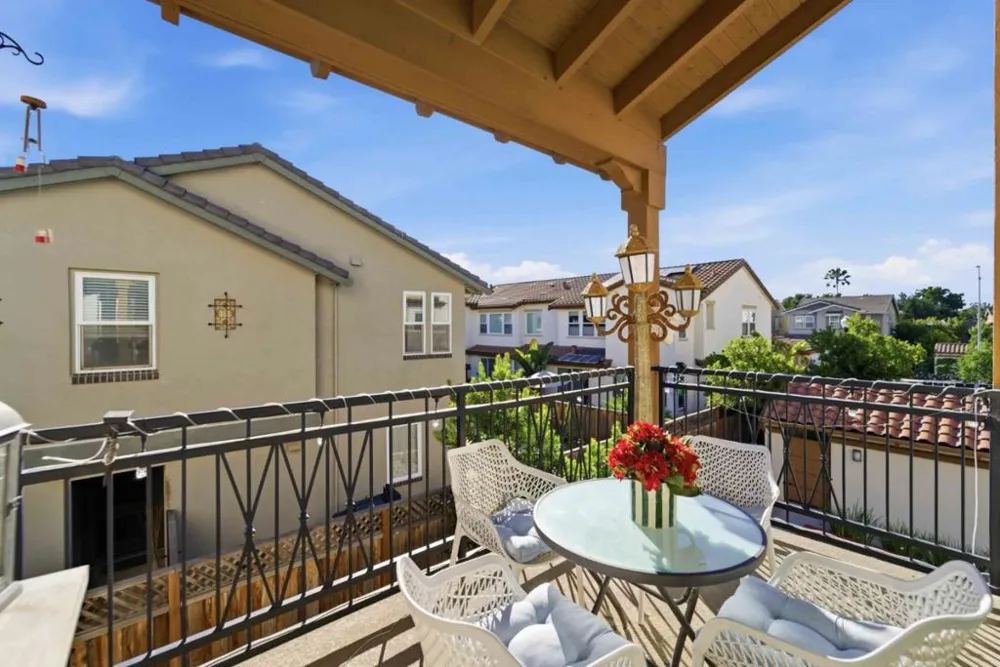 585 Los Castanos Drive Morgan Hill, CA 95037