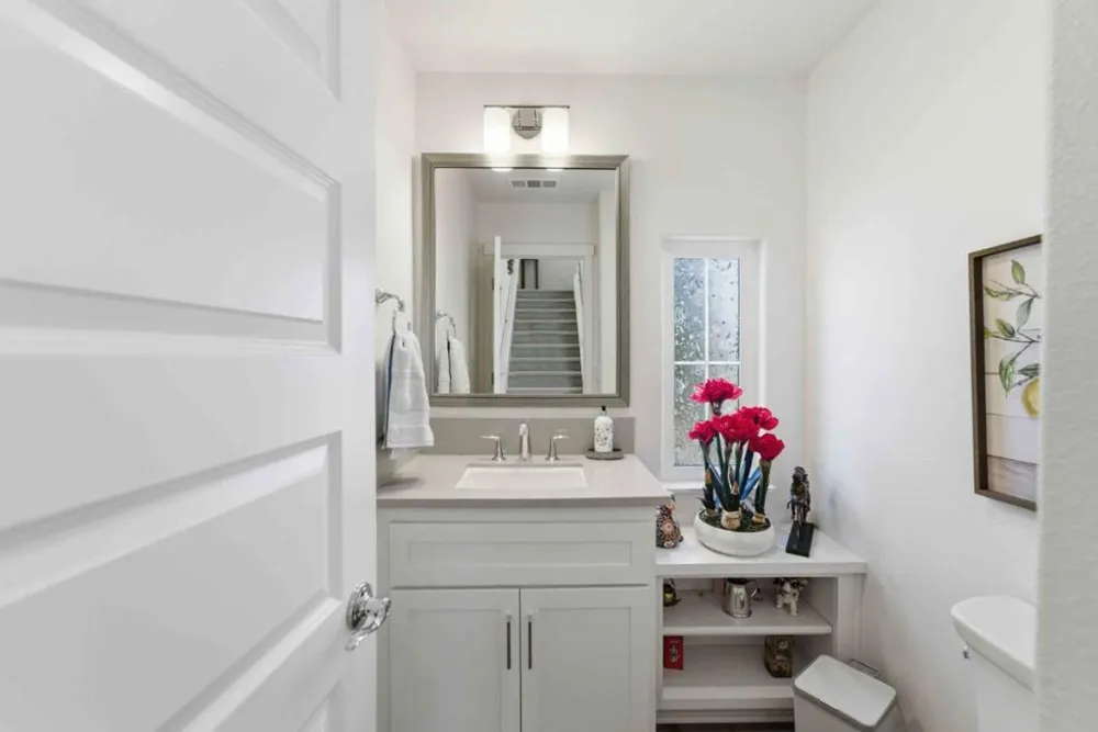 585 Los Castanos Drive Morgan Hill, CA 95037