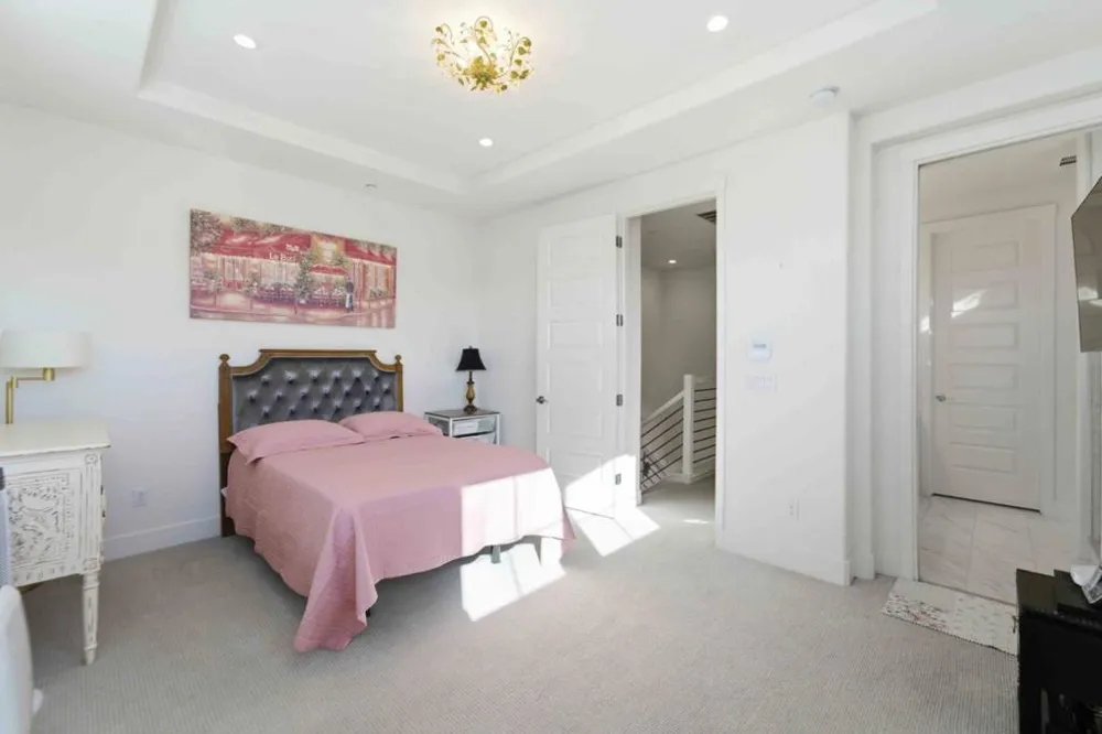 585 Los Castanos Drive Morgan Hill, CA 95037