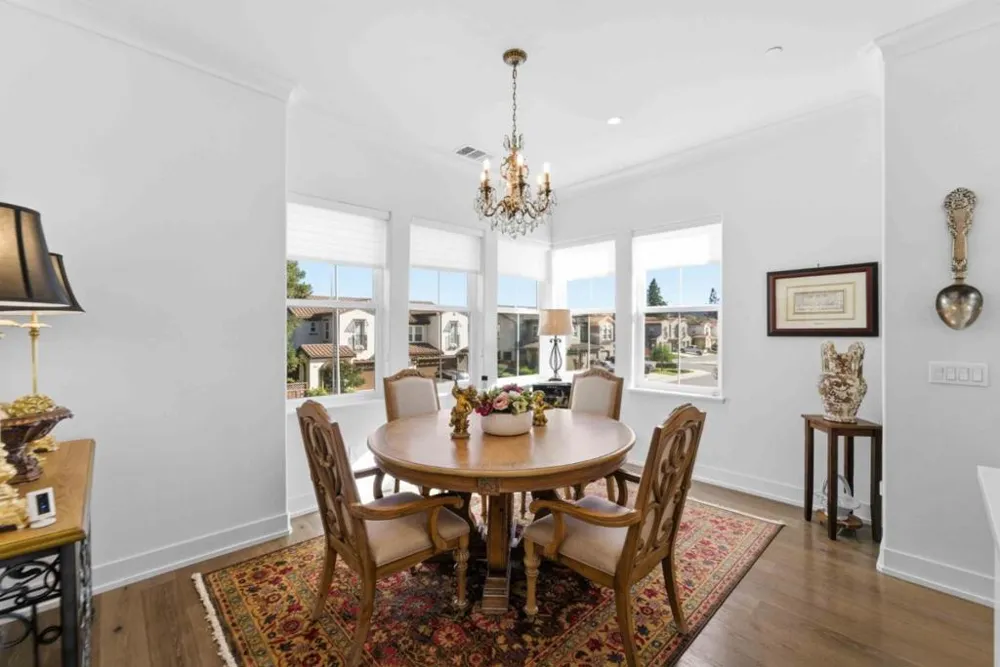 585 Los Castanos Drive Morgan Hill, CA 95037