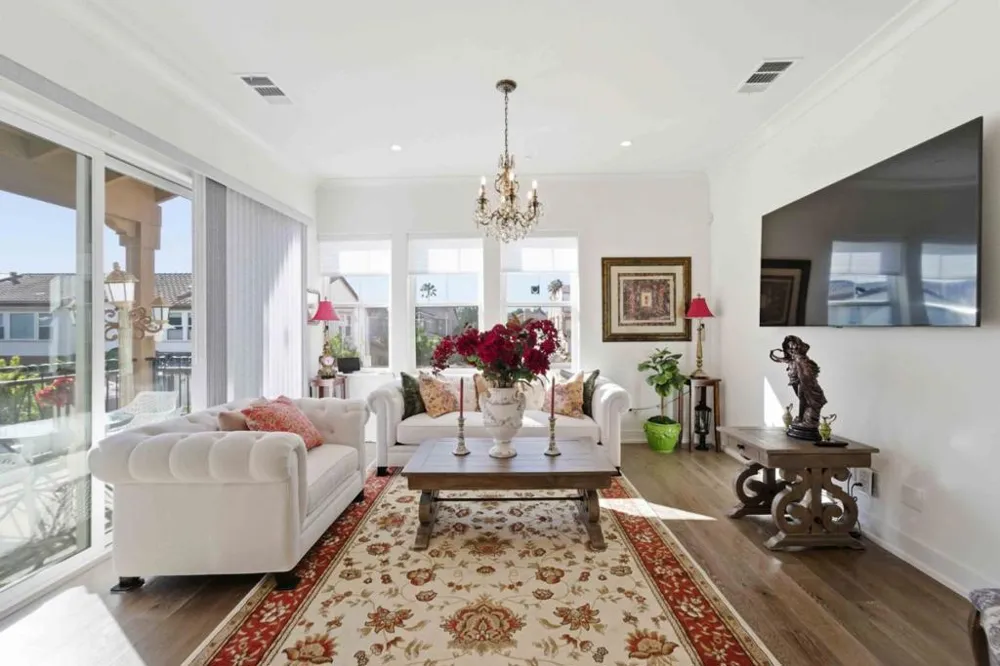 585 Los Castanos Drive Morgan Hill, CA 95037