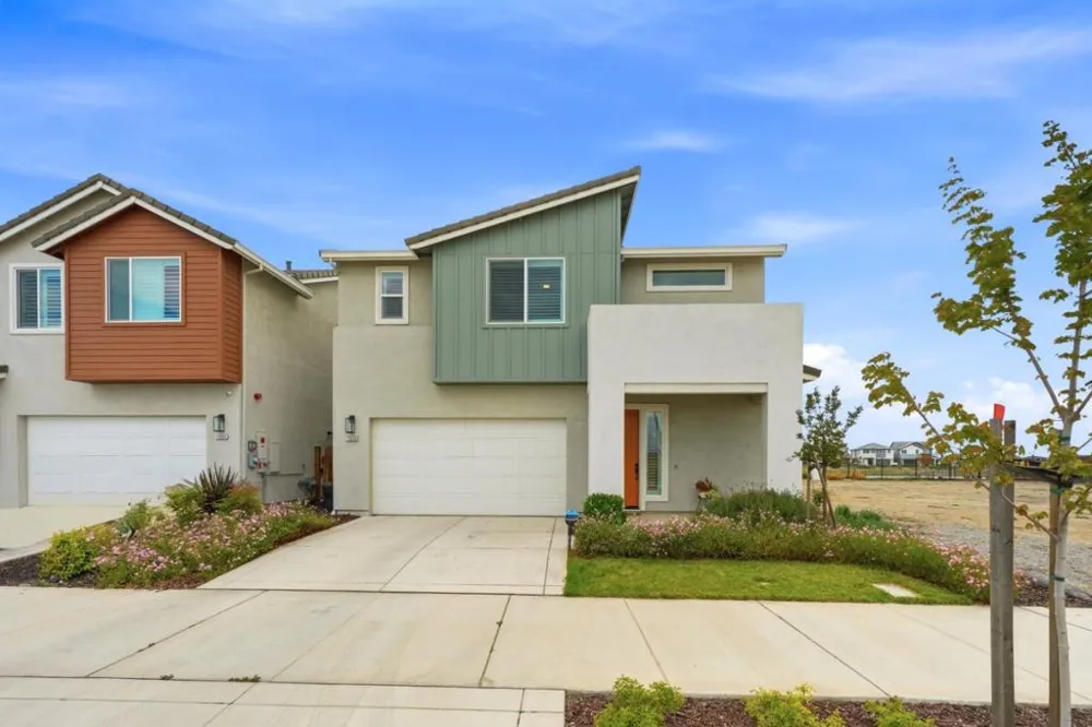 17439 Harbor View Avenue Lathrop, CA 95330