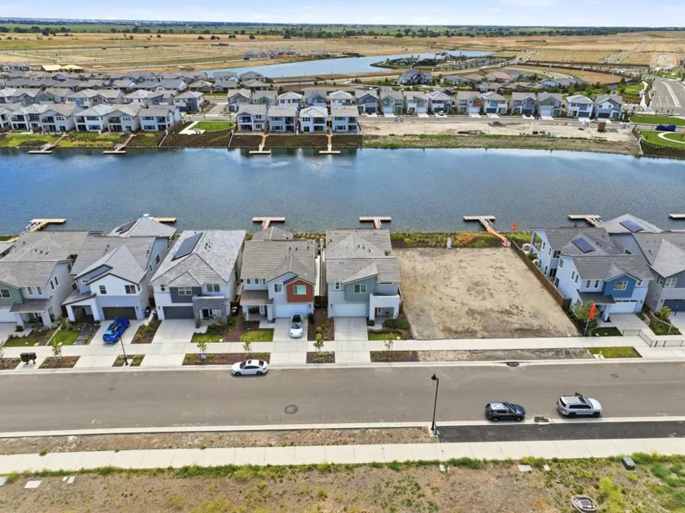 17439 Harbor View Avenue Lathrop, CA 95330