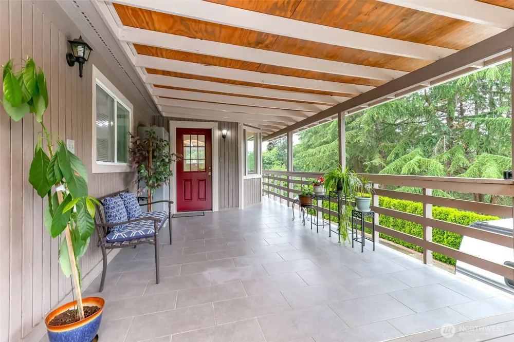 98 31st Avenue Milton, WA 98354